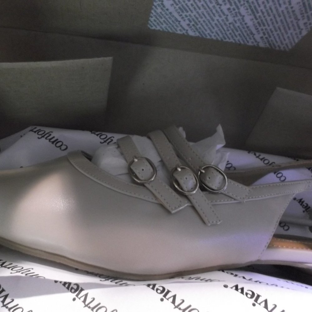 Comfortview taupe dress shoes